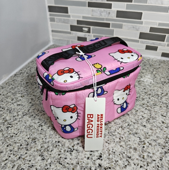 NEW Baggu Puffy Lunch Bag (Hello kitty pink) - Picture 2 of 8